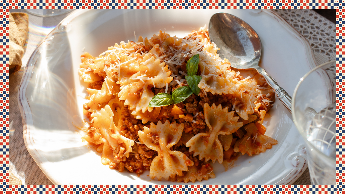 EVDE KIYMALI MAKARNA TARİFİ | Farfalle al Ragù